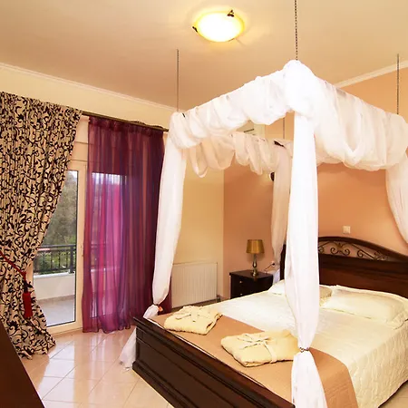 Cretan Mediterranean Luxury Private Villas Apartment Roumeli